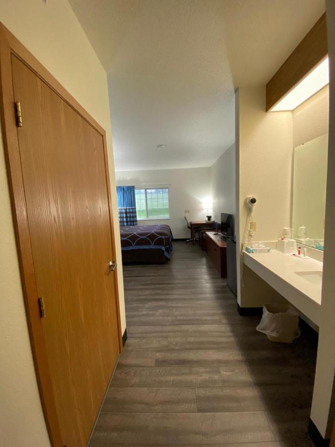 Super 8 By Wyndham Ida Grove Hotel Luaran gambar